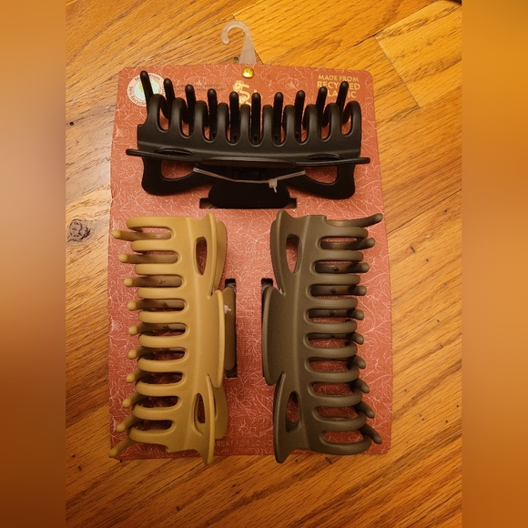 NEW Sincerely Jules Hair Clips made with Recycled Plastic - Picture 2 of 5